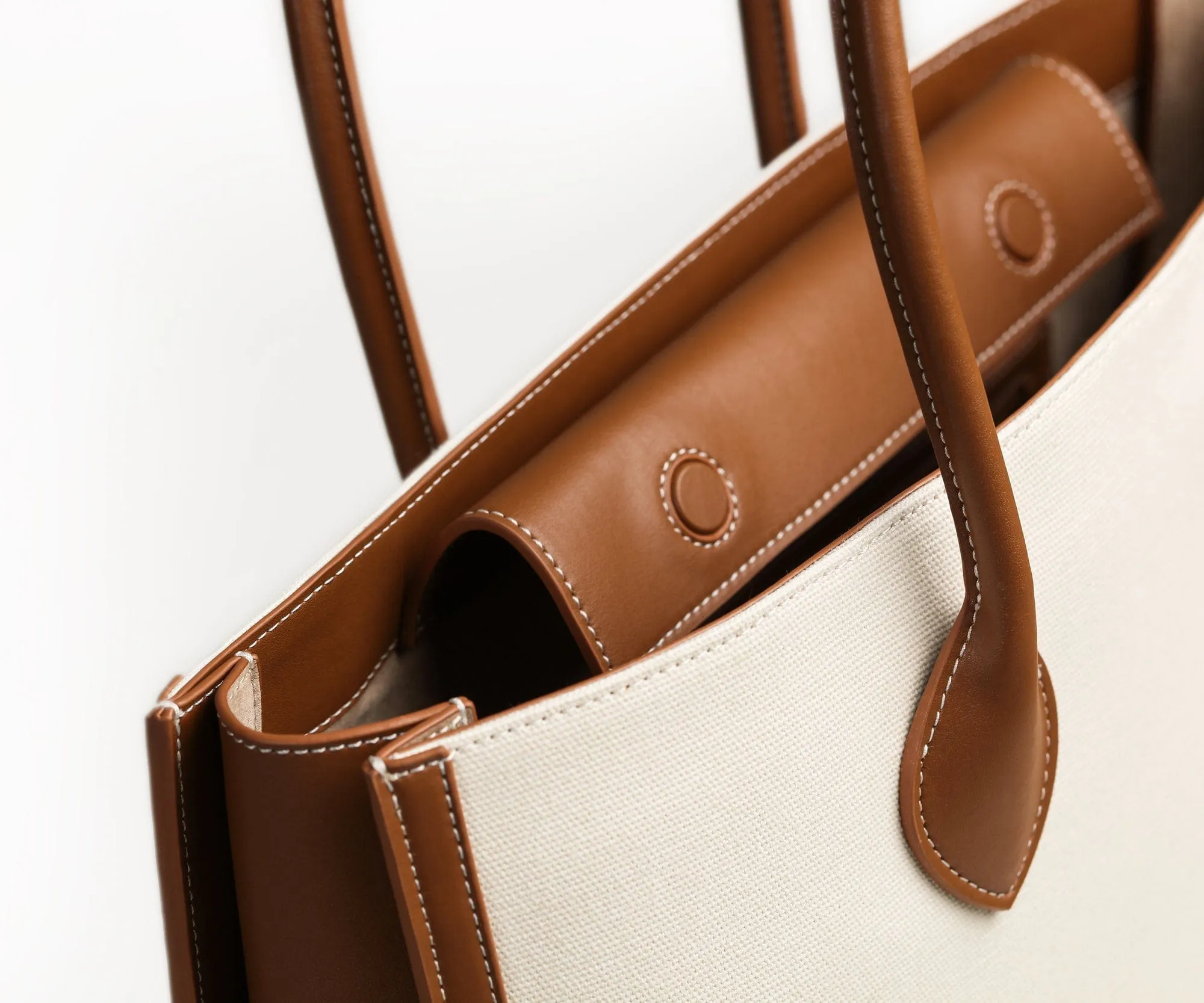 Aurora Cactus Leather Vegan Tote Bag | White & Brown