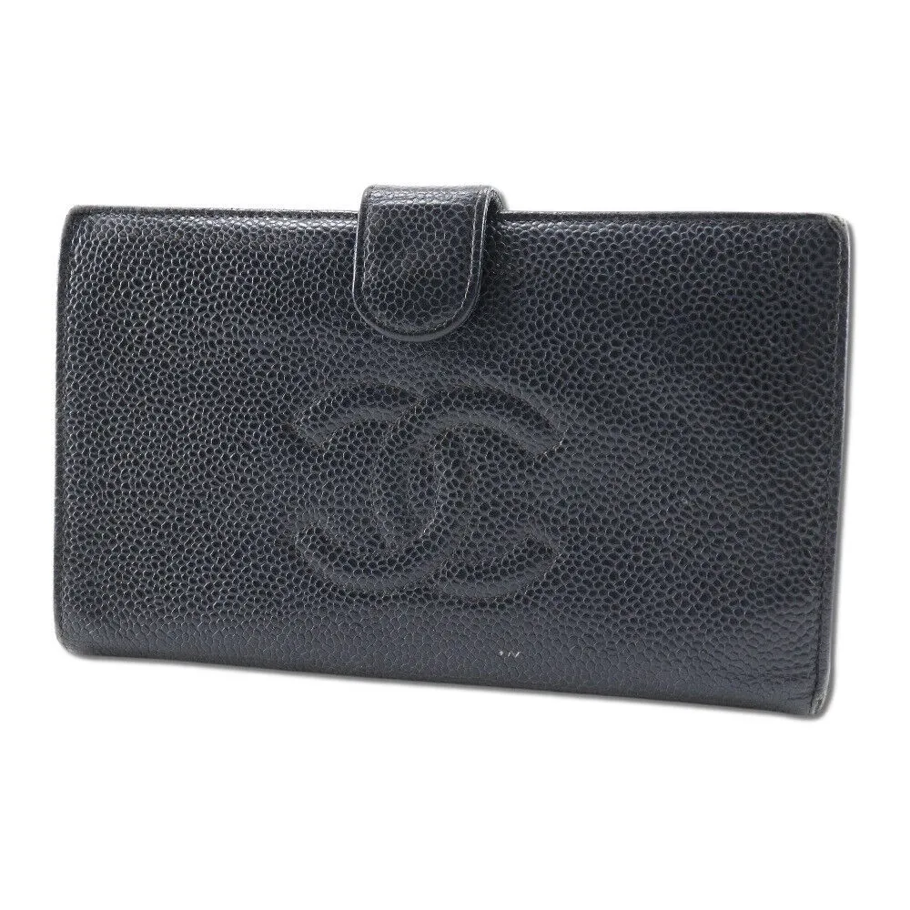 Chanel Black Caviar Skin Women