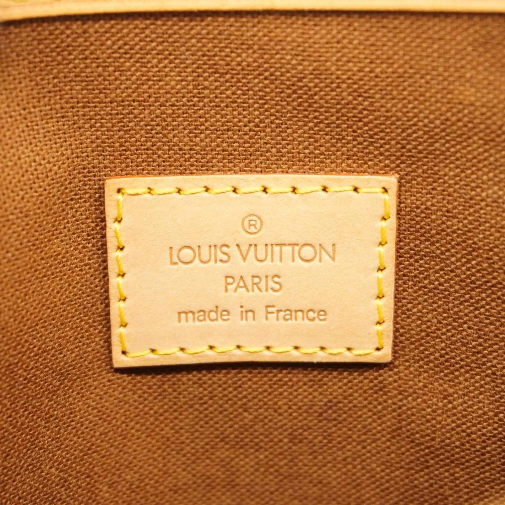 Louis Vuitton Batignolles  Canvas Tote Bag ()